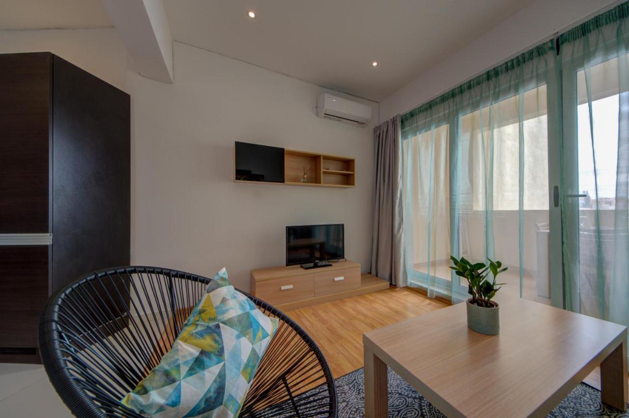 Sapphire Residences - Apartments & Penthouse In Central Sliema By Shortletsmalta Exterior photo